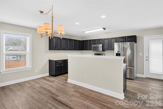 1420 Commonwealth Avenue, Statesville, NC 28677