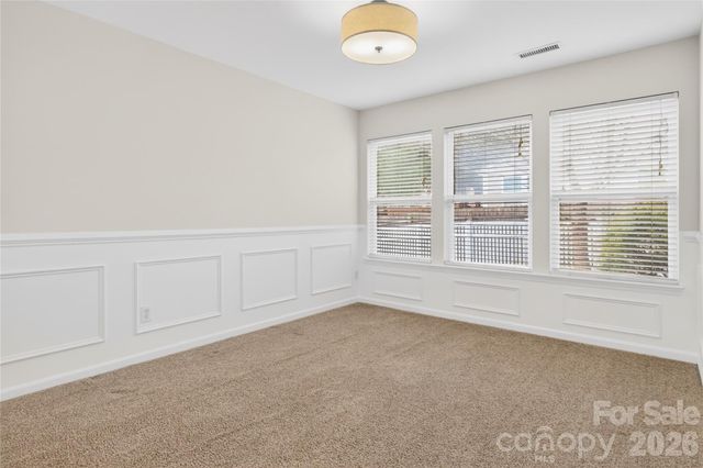 1420 Commonwealth Avenue, Statesville, NC 28677