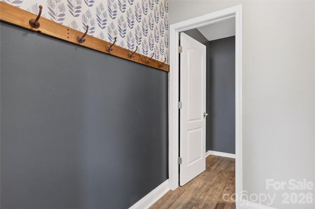 1420 Commonwealth Avenue, Statesville, NC 28677