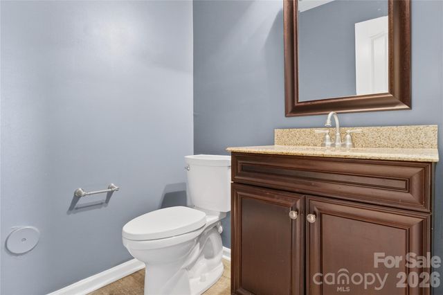 1420 Commonwealth Avenue, Statesville, NC 28677