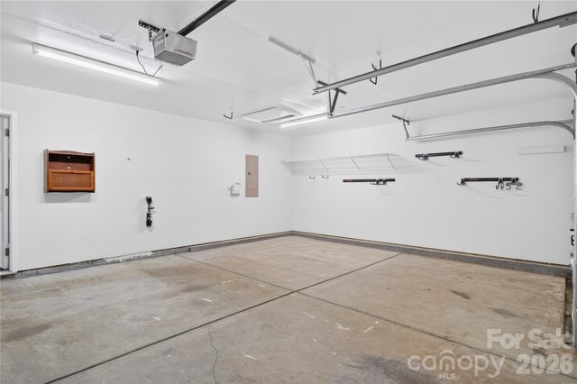 1420 Commonwealth Avenue, Statesville, NC 28677