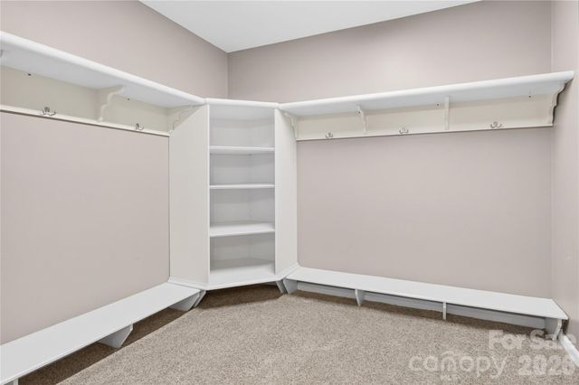 1420 Commonwealth Avenue, Statesville, NC 28677