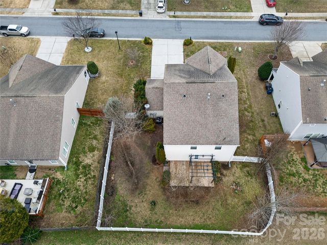 1420 Commonwealth Avenue, Statesville, NC 28677