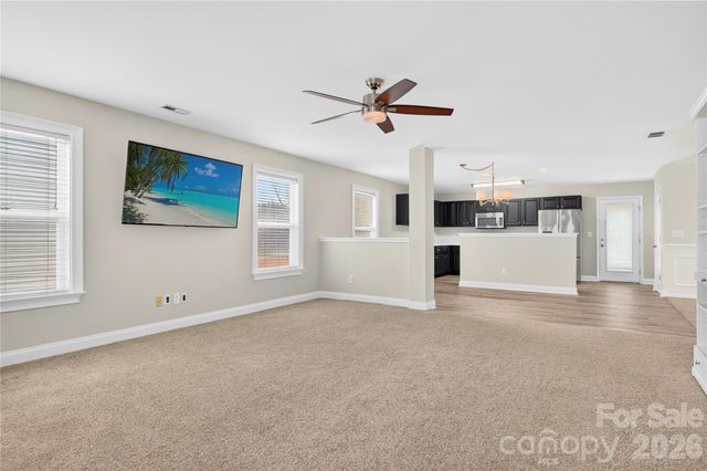 1420 Commonwealth Avenue, Statesville, NC 28677