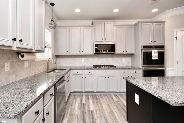 311 Linsdtrom Court, Simpsonville, SC 29680