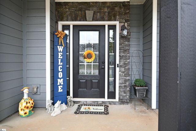 311 Linsdtrom Court, Simpsonville, SC 29680