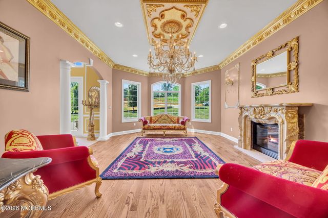 15 Embry Farm Road, Marlboro, NJ 07746