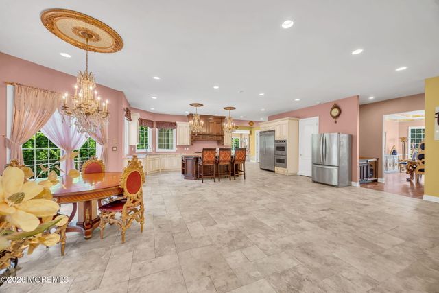 15 Embry Farm Road, Marlboro, NJ 07746