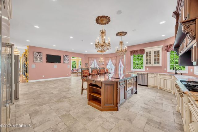 15 Embry Farm Road, Marlboro, NJ 07746