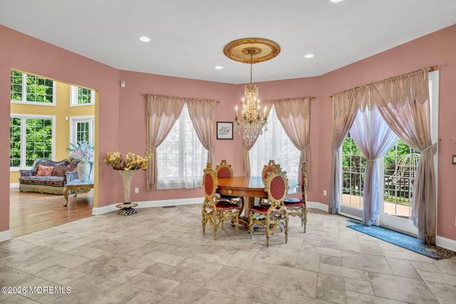15 Embry Farm Road, Marlboro, NJ 07746