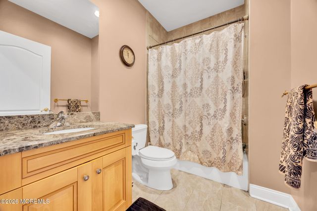 15 Embry Farm Road, Marlboro, NJ 07746