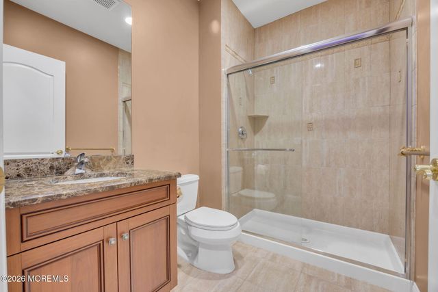 15 Embry Farm Road, Marlboro, NJ 07746