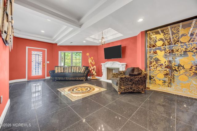 15 Embry Farm Road, Marlboro, NJ 07746