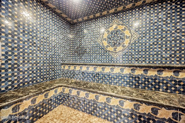 15 Embry Farm Road, Marlboro, NJ 07746