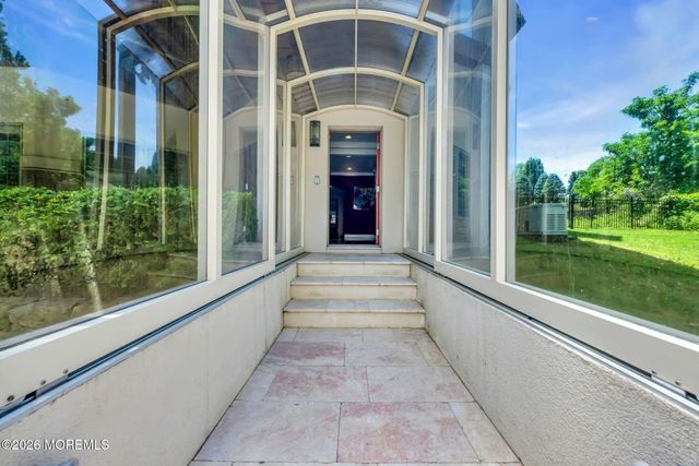 15 Embry Farm Road, Marlboro, NJ 07746