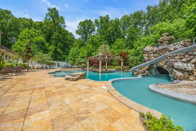 15 Embry Farm Road, Marlboro, NJ 07746