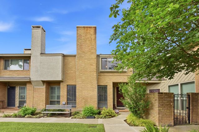 12625 Memorial Drive 51, Houston, TX 77024