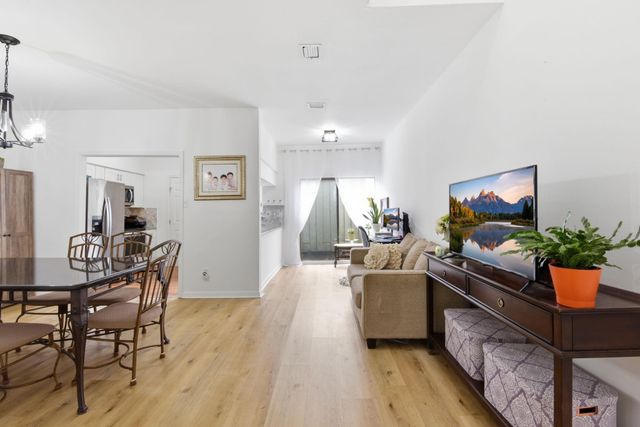 12625 Memorial Drive 51, Houston, TX 77024