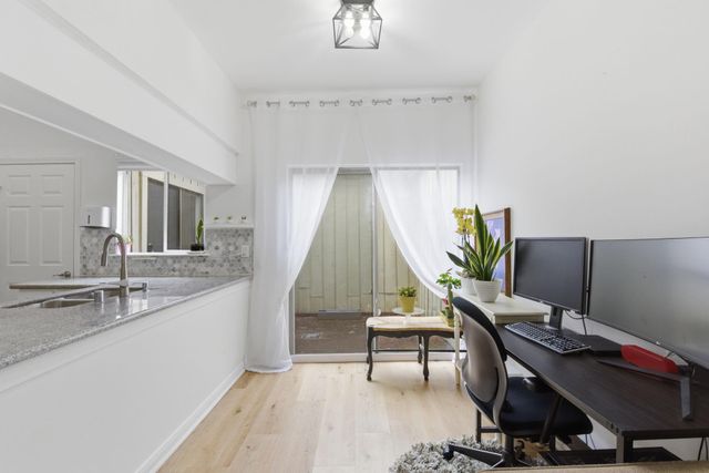 12625 Memorial Drive 51, Houston, TX 77024