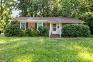 831 Bilmark Avenue, Charlotte, NC 28213