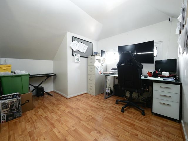8126 S Chappel Avenue, Chicago, IL 60617