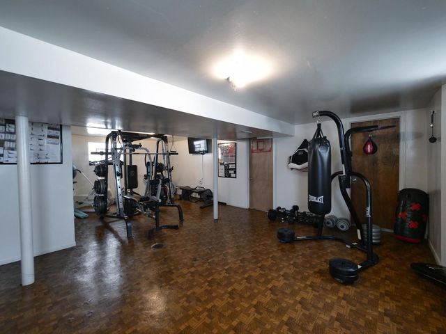 8126 S Chappel Avenue, Chicago, IL 60617