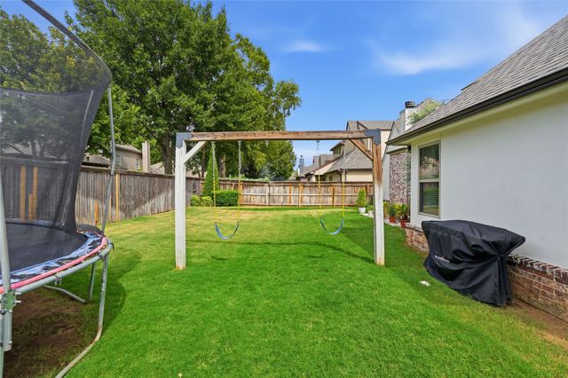 2911 E 103rd Place, Tulsa, OK 74137