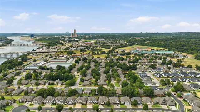 2911 E 103rd Place, Tulsa, OK 74137
