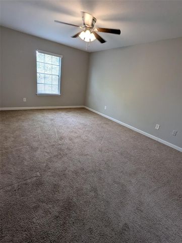 7661 Fallbrook Drive 7661, Houston, TX 77086