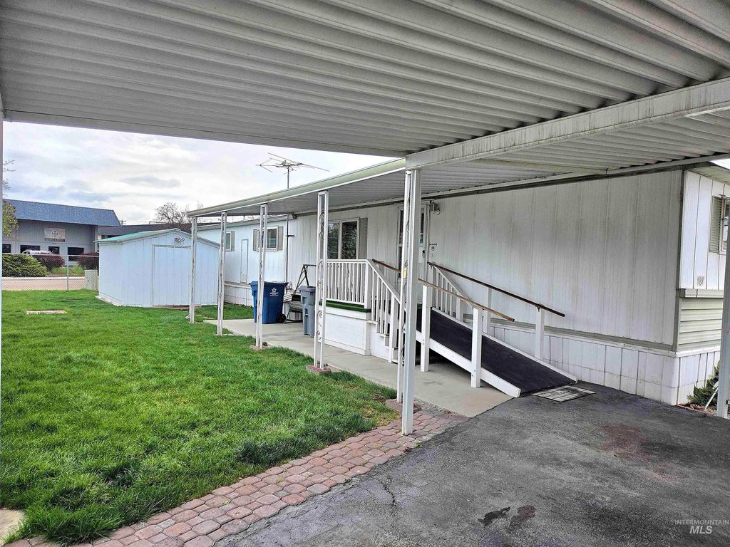 2205 E Linden St Trlr 91 TRLR 91, Caldwell, ID 83605