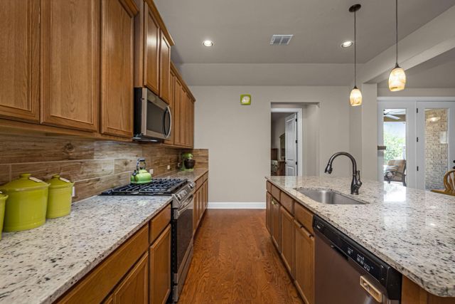 228 Drawing Maple ST, San Marcos, TX 78666