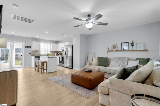 14 Torrington Drive, Greenville, SC 29617