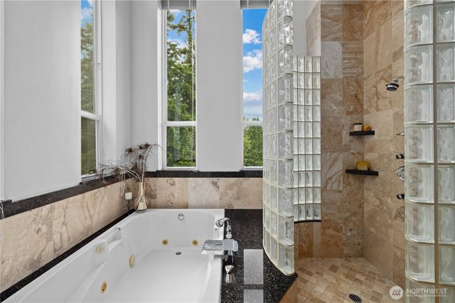 5454 194th Avenue SE, Issaquah, WA 98027