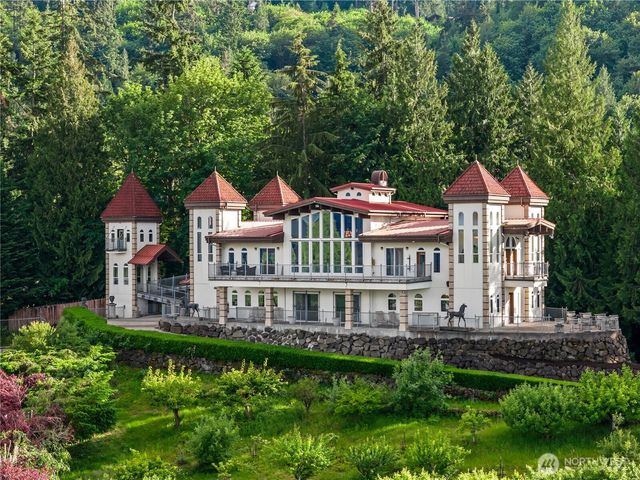 5454 194th Avenue SE, Issaquah, WA 98027
