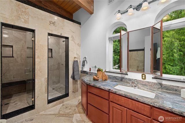 5454 194th Avenue SE, Issaquah, WA 98027
