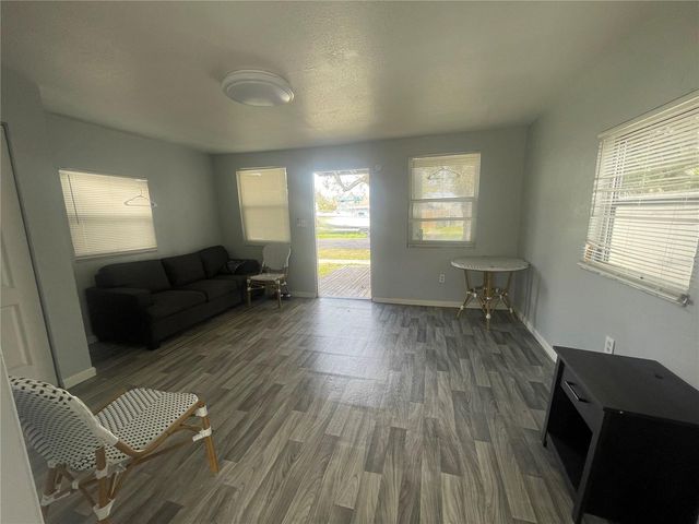 5475 42ND STREET N 5, St Petersburg, FL 33714