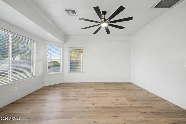 3251 E THORNTON Avenue, Gilbert, AZ 85297
