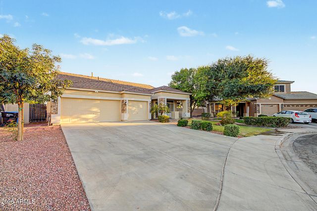 3251 E THORNTON Avenue, Gilbert, AZ 85297