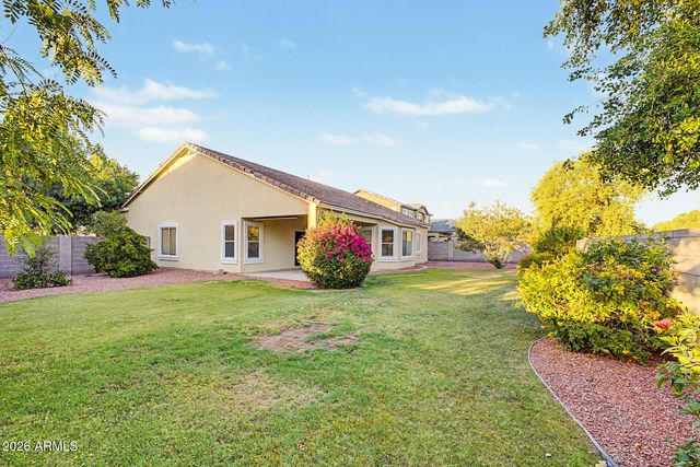 3251 E THORNTON Avenue, Gilbert, AZ 85297