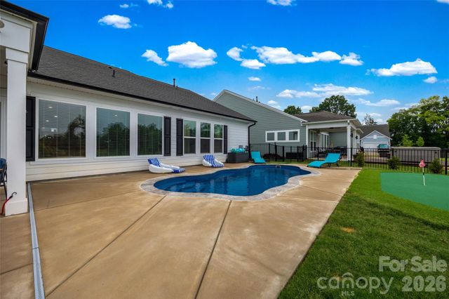 3129 Gavin Lane, Harrisburg, NC 28075