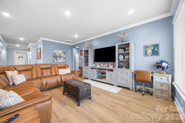 3129 Gavin Lane, Harrisburg, NC 28075