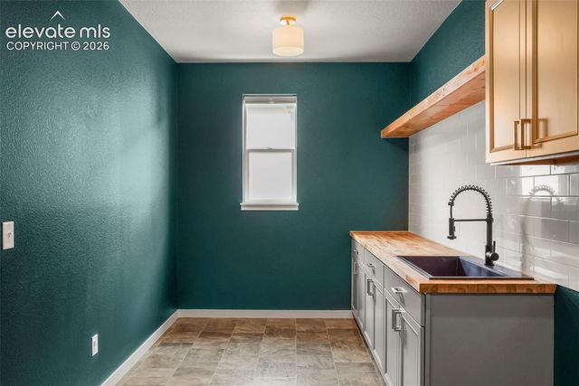 3227 Golden Meadow Way, Colorado Springs, CO 80908