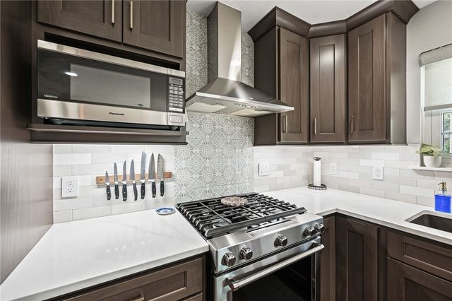 884 Shaftsbury Road, Troy, OH 45373