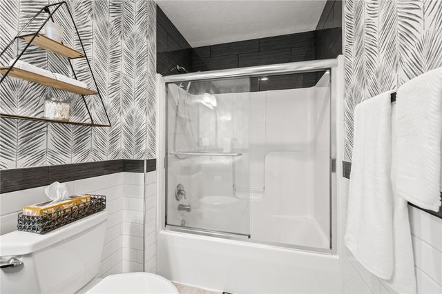 884 Shaftsbury Road, Troy, OH 45373
