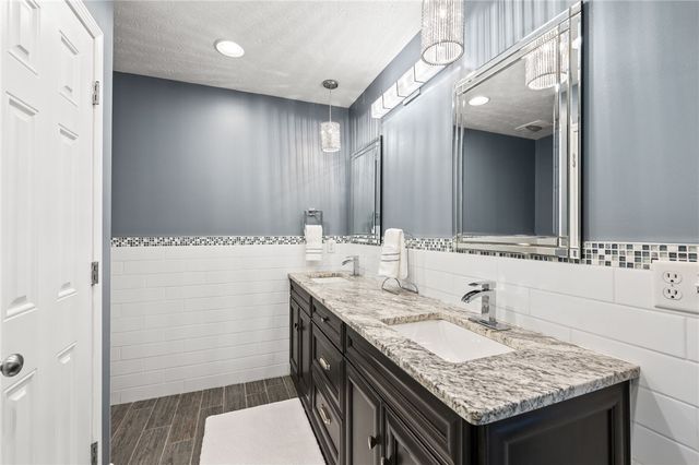 884 Shaftsbury Road, Troy, OH 45373