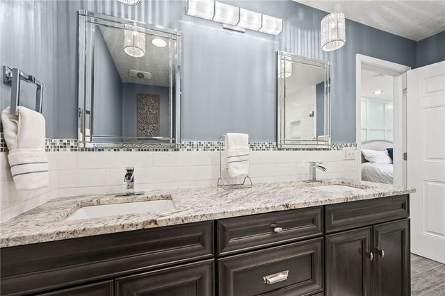 884 Shaftsbury Road, Troy, OH 45373