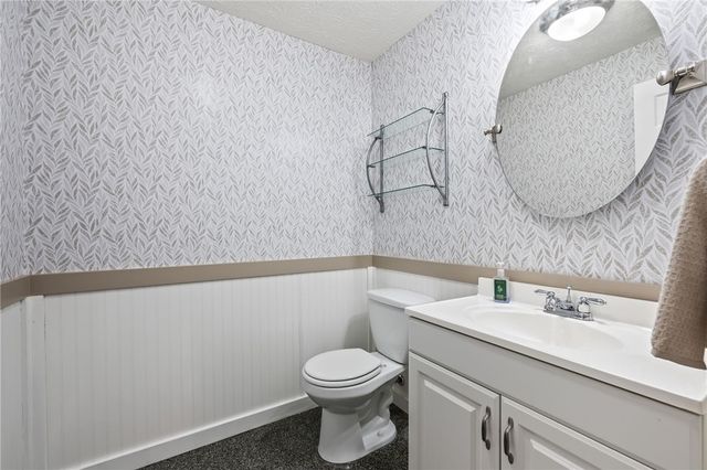 884 Shaftsbury Road, Troy, OH 45373