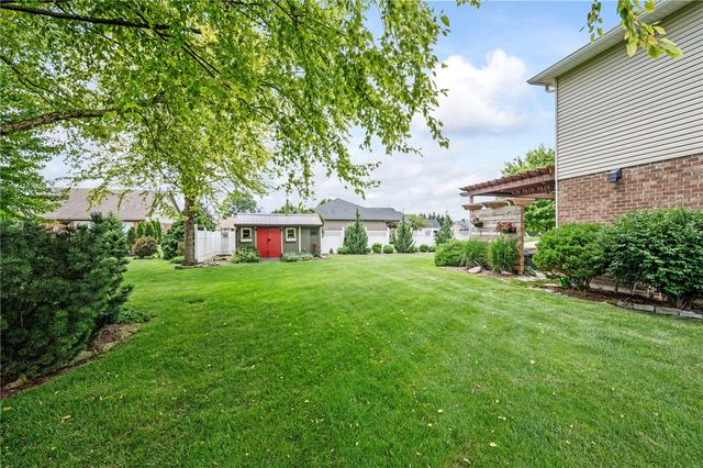 884 Shaftsbury Road, Troy, OH 45373
