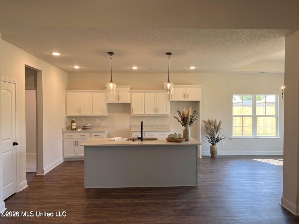 946 Buttermilk Drive, Nesbit, MS 38651 — photo 2