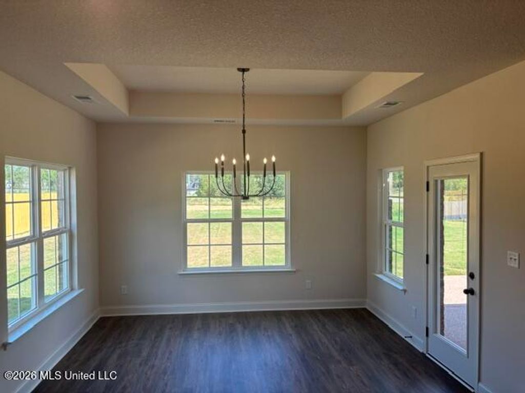 946 Buttermilk Drive, Nesbit, MS 38651 — photo 4